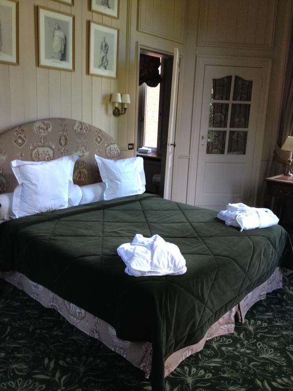B&B Exclusive Guesthouse Chateau De Spycker Μπριζ Δωμάτιο φωτογραφία